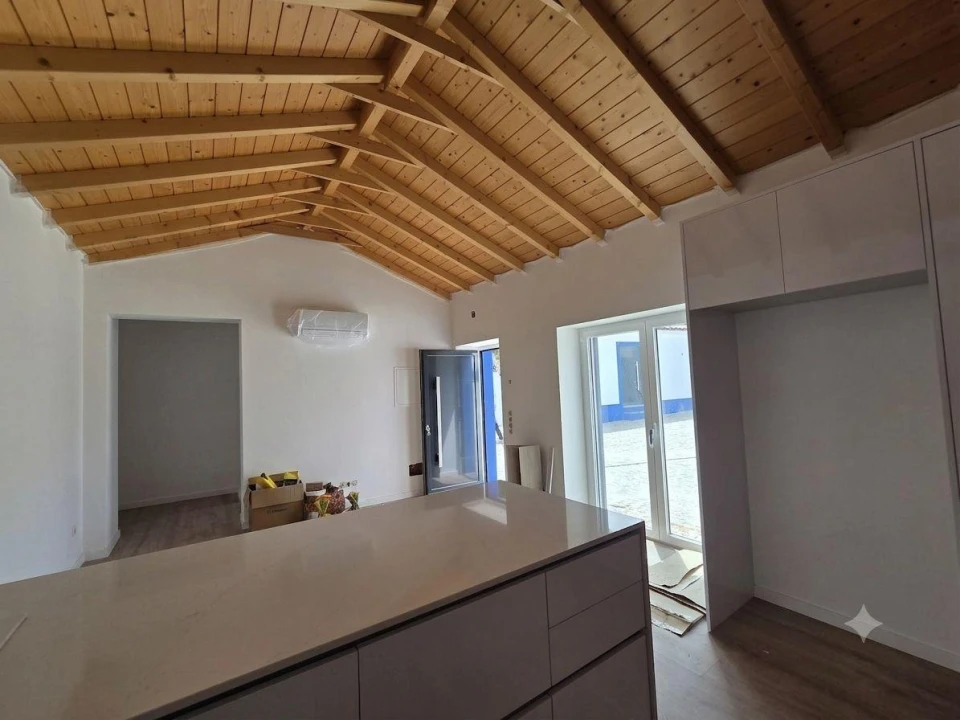 Moradia T2 para Venda em Agualva e Mira-Sintra Foto 2