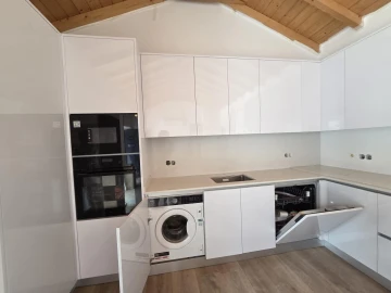 Moradia T2 para Venda em Agualva e Mira-Sintra