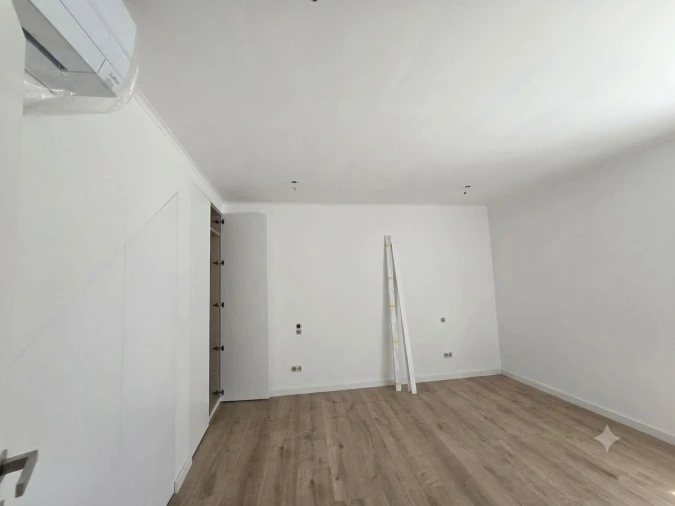 Moradia T2 para Venda em Agualva e Mira-Sintra Foto 4