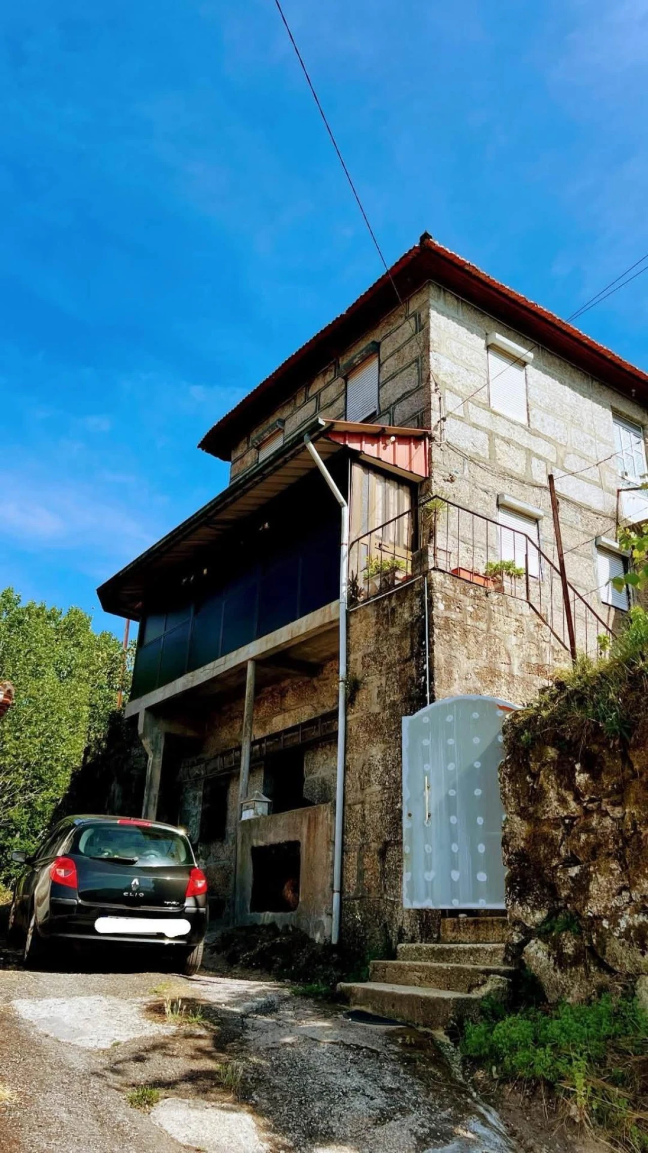 Moradia T3 para Venda em Armil Foto 3