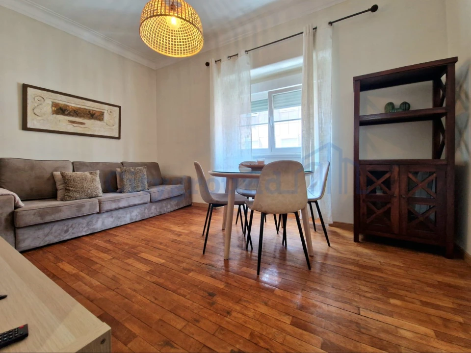 Apartamento T2 para Venda em Moscavide e Portela Foto 1