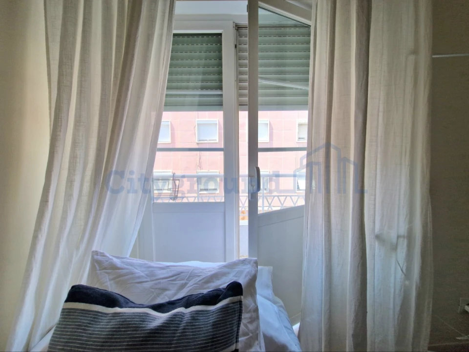 Apartamento T2 para Venda em Moscavide e Portela Foto 5