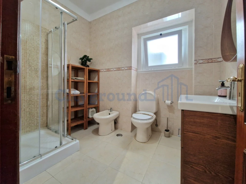 Apartamento T2 para Venda em Moscavide e Portela Foto 13