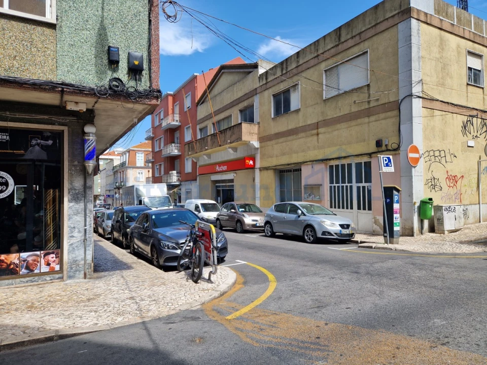 Apartamento T2 para Venda em Moscavide e Portela Foto 24