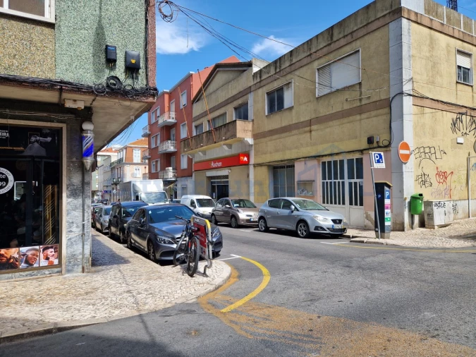 Apartamento T2 para Venda em Moscavide e Portela Foto 24