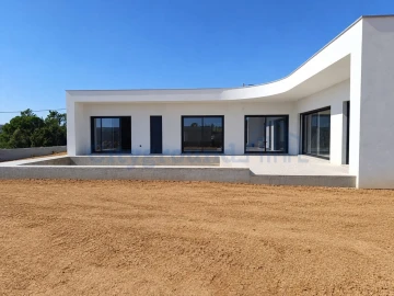 Moradia T3 para Venda em Salir de Matos
