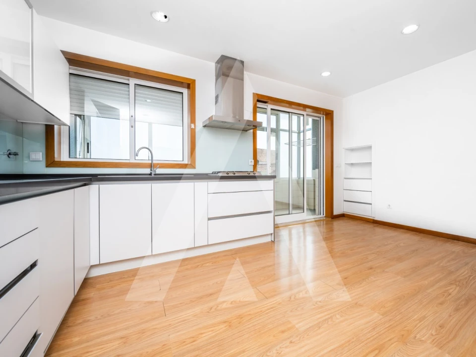 Apartamento T4 para Venda em Ovar, São João, Arada e São Vicente de Pereira Jusã Foto 3
