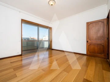 Apartamento T4 para Venda em Ovar, São João, Arada e São Vicente de Pereira Jusã