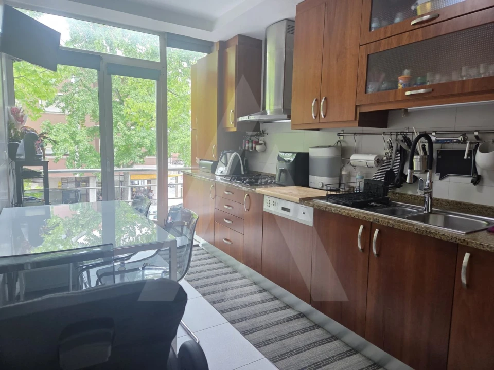 Apartamento T3 para Arrendamento em São Bernardo Foto 6
