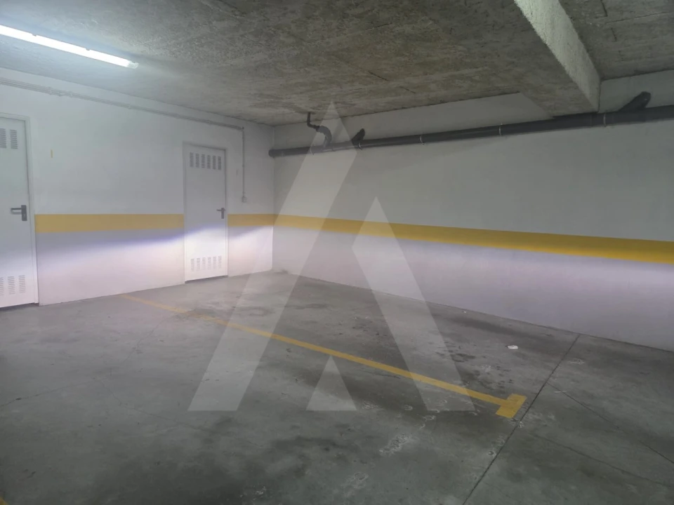 Apartamento T3 para Arrendamento em São Bernardo Foto 20