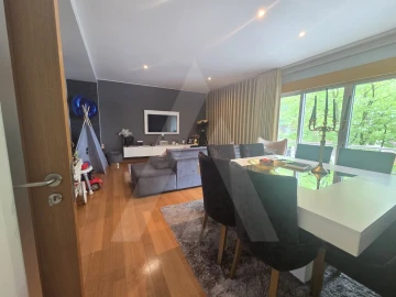 Apartamento T3 para Arrendamento em São Bernardo