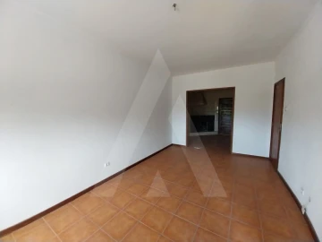 Moradia T3 para Venda em Aguada de Cima