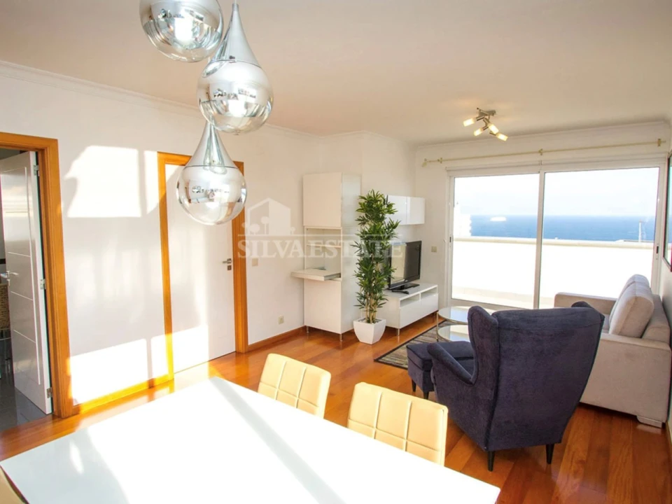 Apartamento T1 para Arrendamento em São Martinho Foto 4
