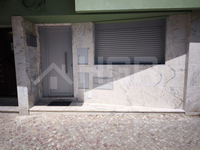 Apartamento T1 para Venda em Santo Antonio da Charneca Foto 2