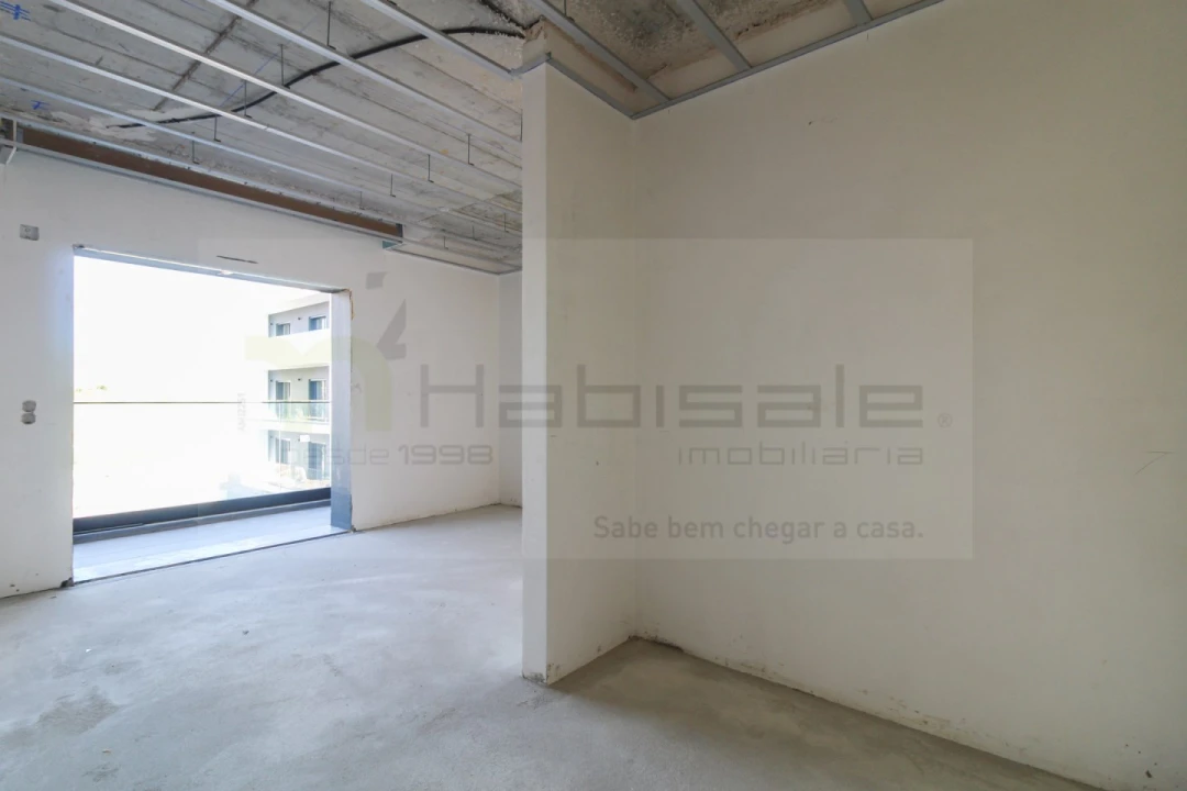 Apartamento T3 para Venda em Santo António dos Cavaleiros e Frielas Foto 6