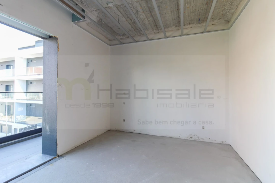 Apartamento T3 para Venda em Santo António dos Cavaleiros e Frielas Foto 7