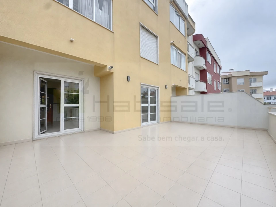 Apartamento T3 para Venda em São Domingos de Rana Foto 3