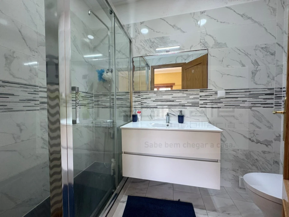 Apartamento T3 para Venda em São Domingos de Rana Foto 10