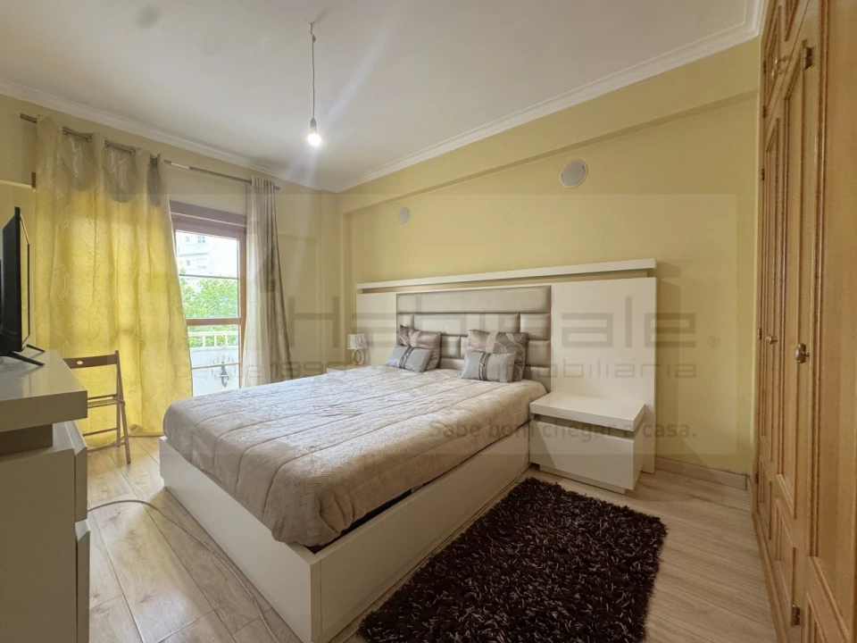 Apartamento T3 para Venda em São Domingos de Rana Foto 11
