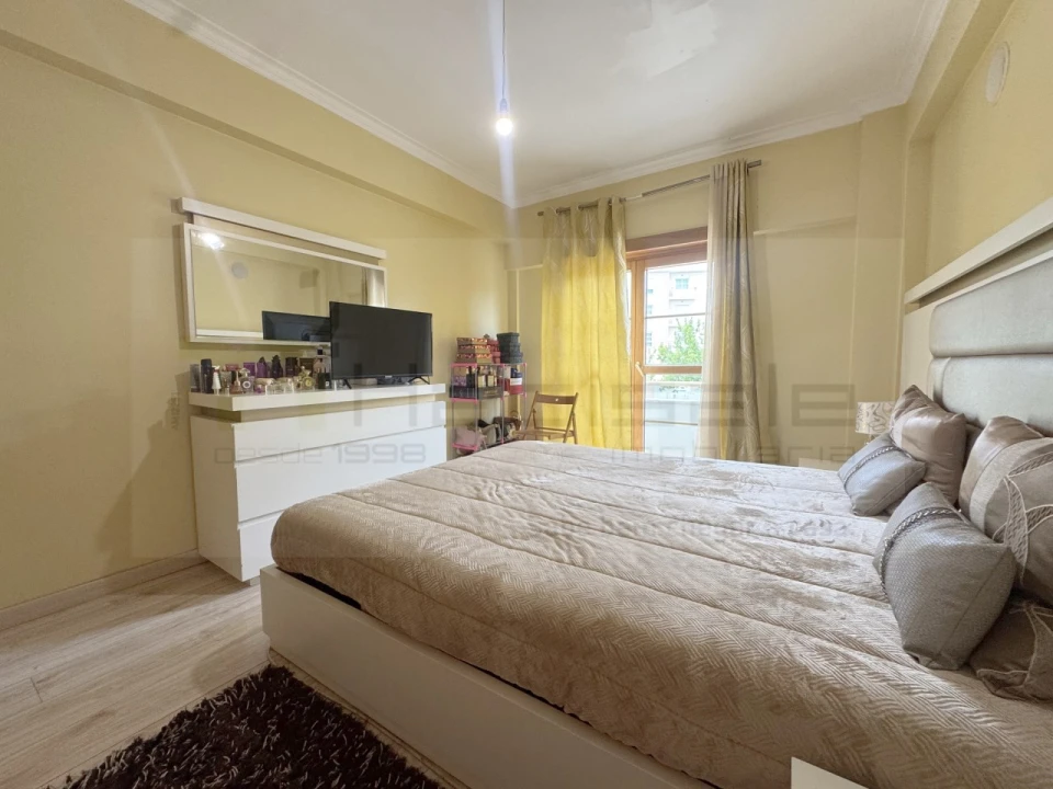 Apartamento T3 para Venda em São Domingos de Rana Foto 12