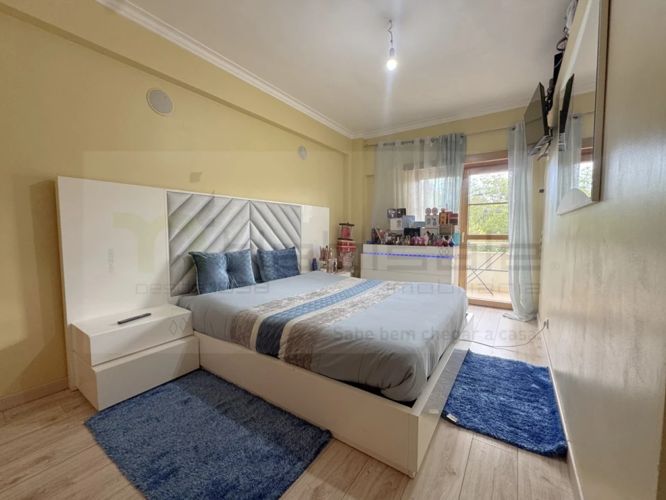 Apartamento T3 para Venda em São Domingos de Rana Foto 15