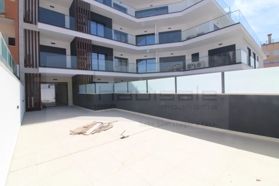 Apartamento T3 para Venda em Costa da Caparica Foto 2