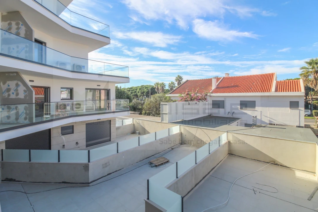 Apartamento T3 para Venda em Costa da Caparica Foto 10