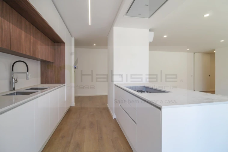 Apartamento T3 para Venda em Costa da Caparica Foto 14