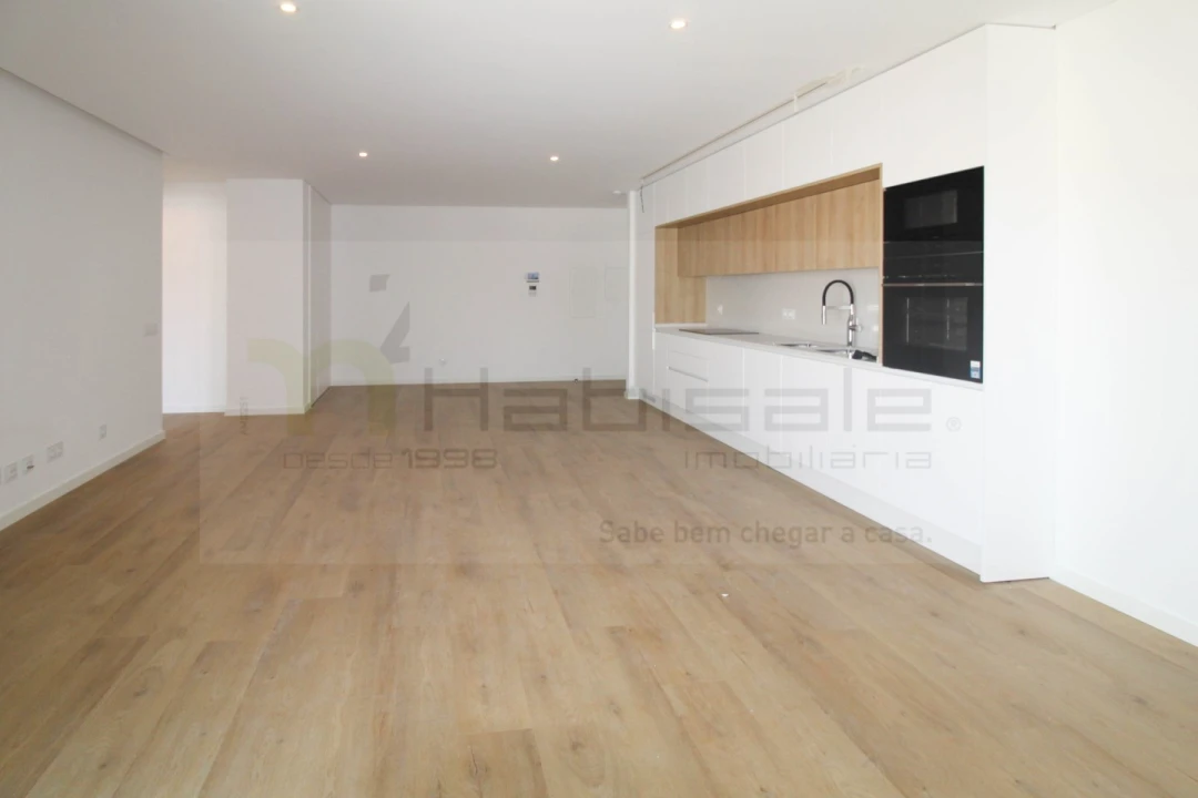 Apartamento T2 para Venda em Costa da Caparica Foto 8