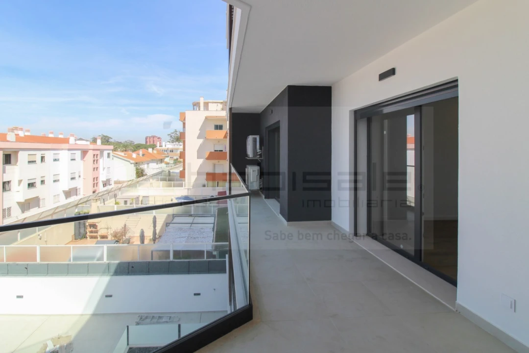 Apartamento T2 para Venda em Costa da Caparica Foto 9