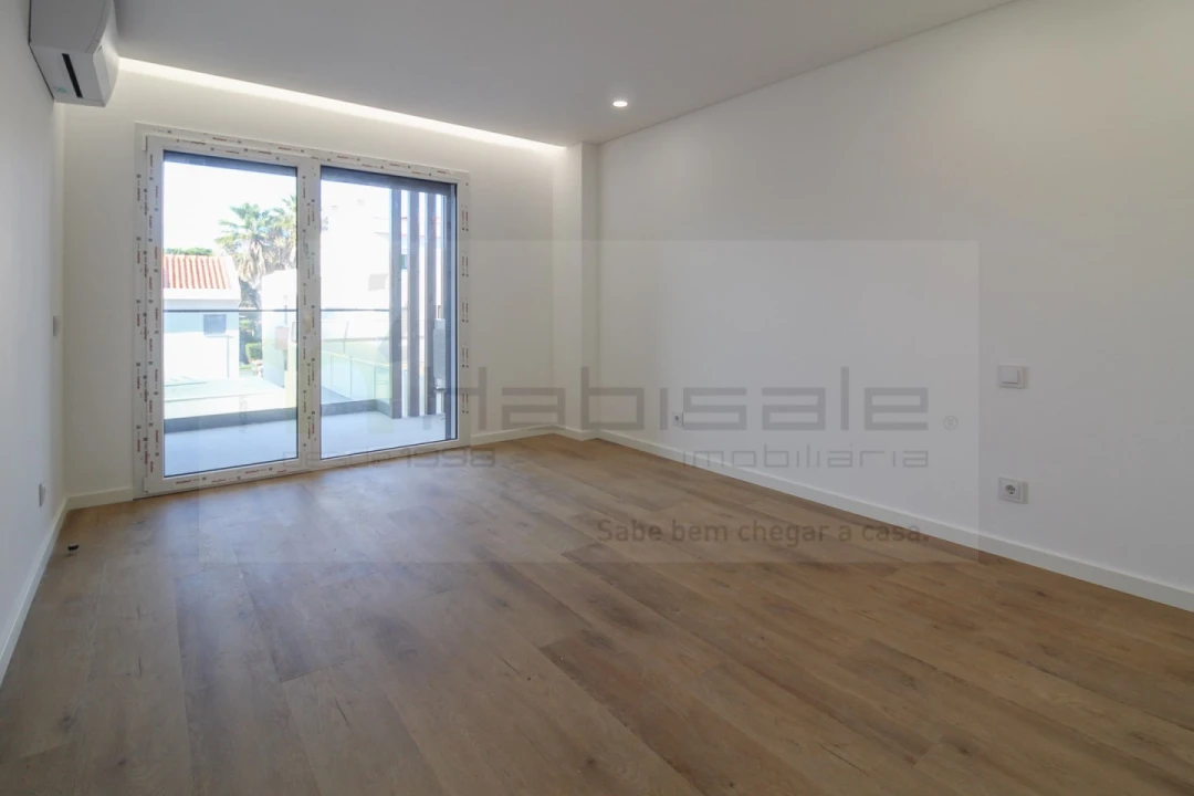 Apartamento T2 para Venda em Costa da Caparica Foto 20