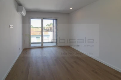 Apartamento T2 para Venda em Costa da Caparica