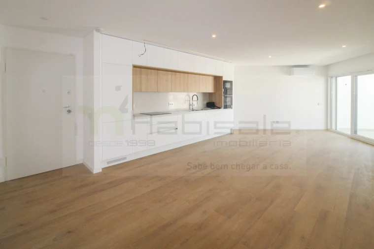 Apartamento T2 para Venda em Costa da Caparica Foto 3