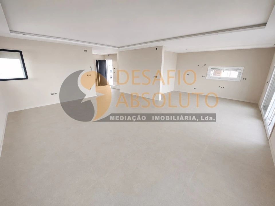 Moradia T4 para Venda em Azeitão (São Lourenço e São Simão) Foto 7