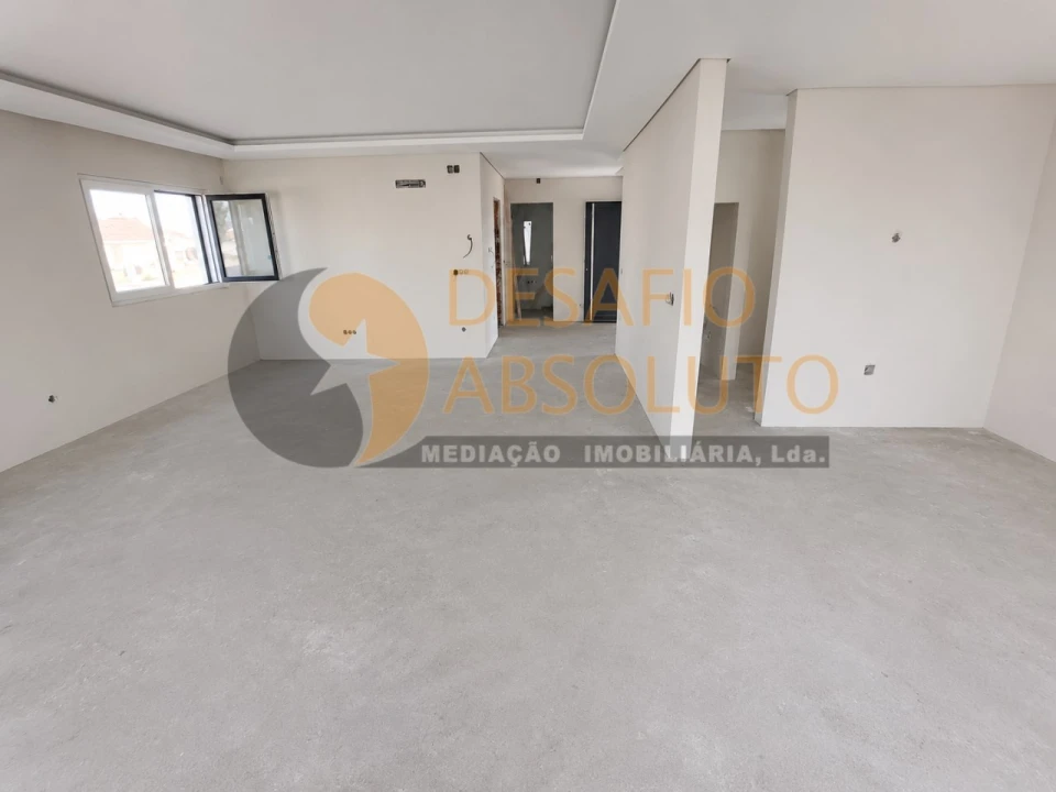 Moradia T4 para Venda em Azeitão (São Lourenço e São Simão) Foto 8