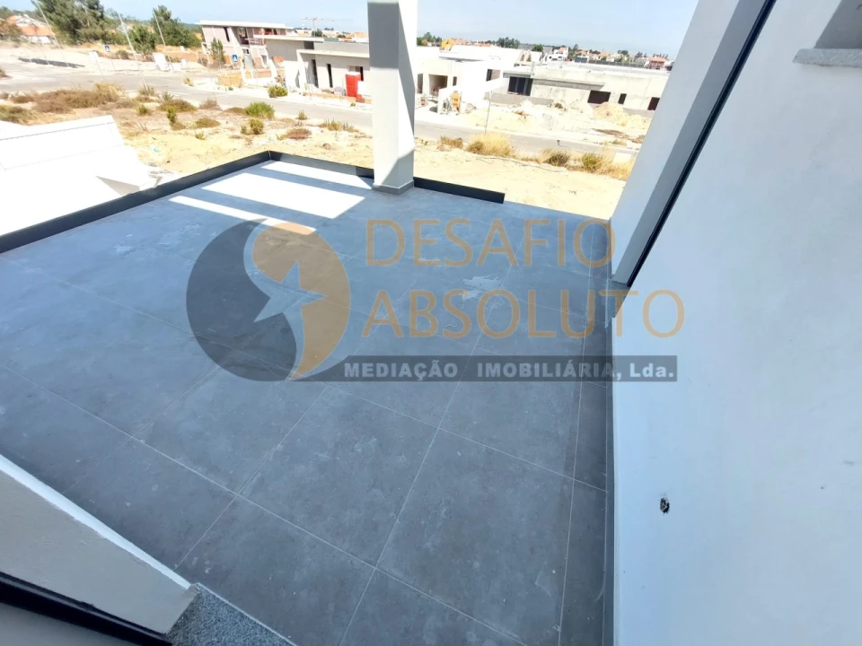 Moradia T4 para Venda em Azeitão (São Lourenço e São Simão) Foto 33