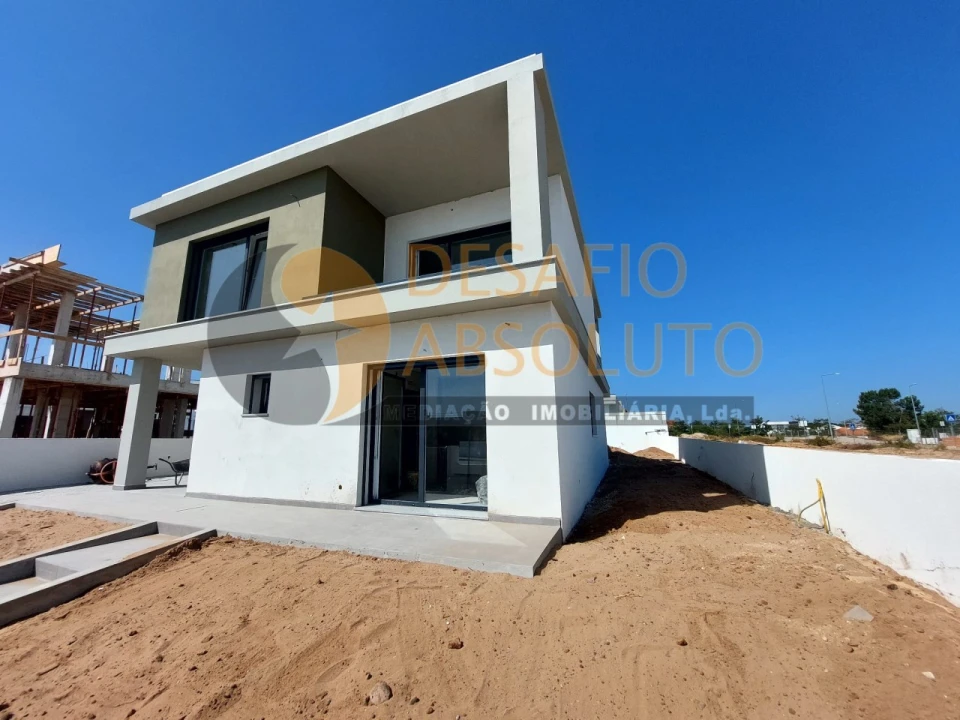 Moradia T4 para Venda em Azeitão (São Lourenço e São Simão) Foto 41