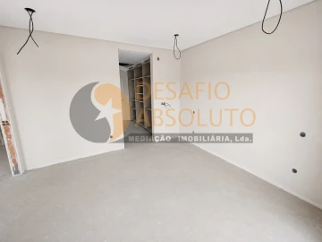 Moradia T4 para Venda em Azeitão (São Lourenço e São Simão)