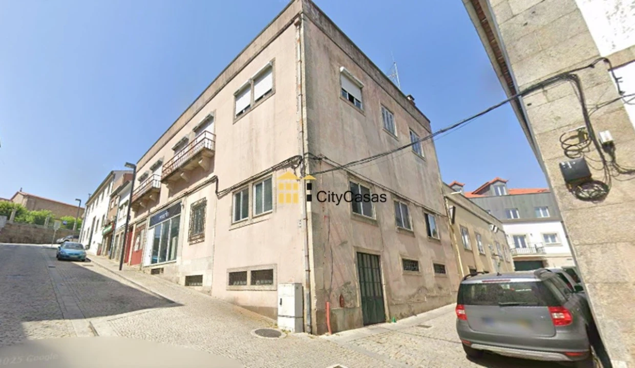 Loja para Venda em Lamego (Almacave e Sé) Foto 1