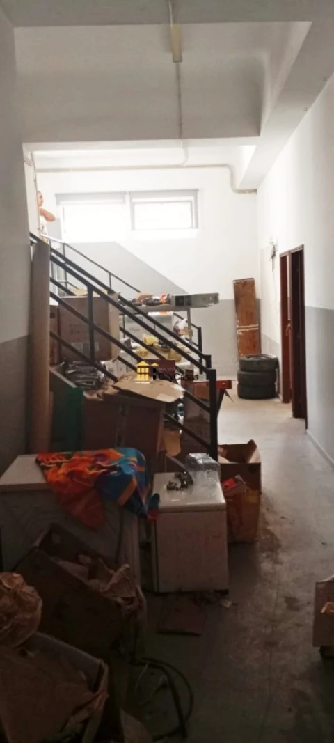 Loja para Venda em Lamego (Almacave e Sé)