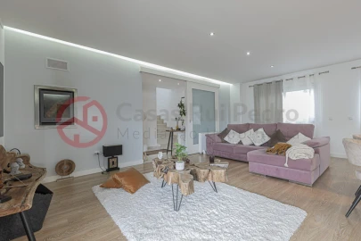 Moradia T4 para Venda em Santo Antonio da Charneca