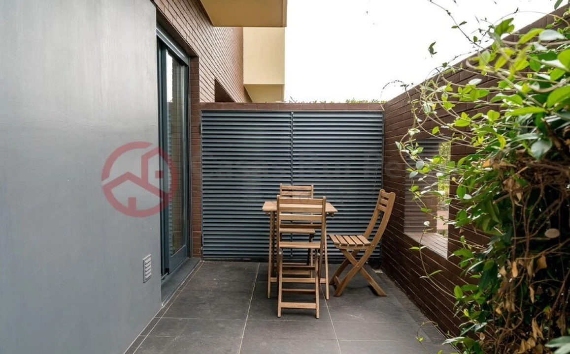 Apartamento T1 para Venda em Quarteira Foto 1