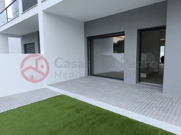 Moradia T4 para Venda em Fernao Ferro