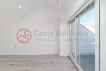 Apartamento T3 para Venda em Alto do Seixalinho, Santo André e Verderena