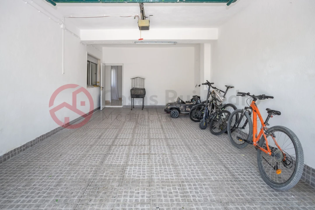 Moradia T6 para Venda em Fernao Ferro Foto 42