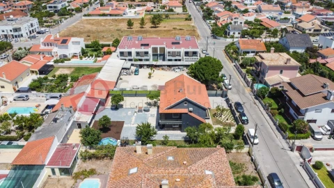 Moradia T6 para Venda em Fernao Ferro