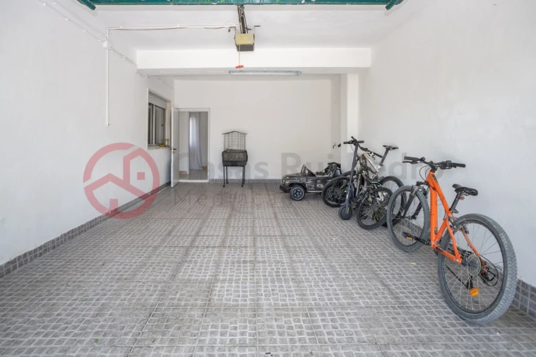 Moradia T6 para Venda em Fernao Ferro Foto 42
