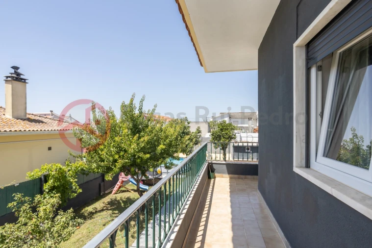 Moradia T6 para Venda em Fernao Ferro Foto 18