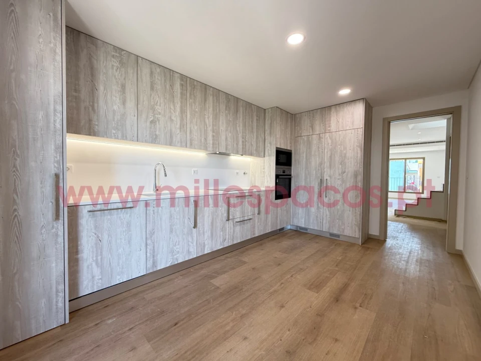 Apartamento T4 para Venda em Montijo e Afonsoeiro Foto 33