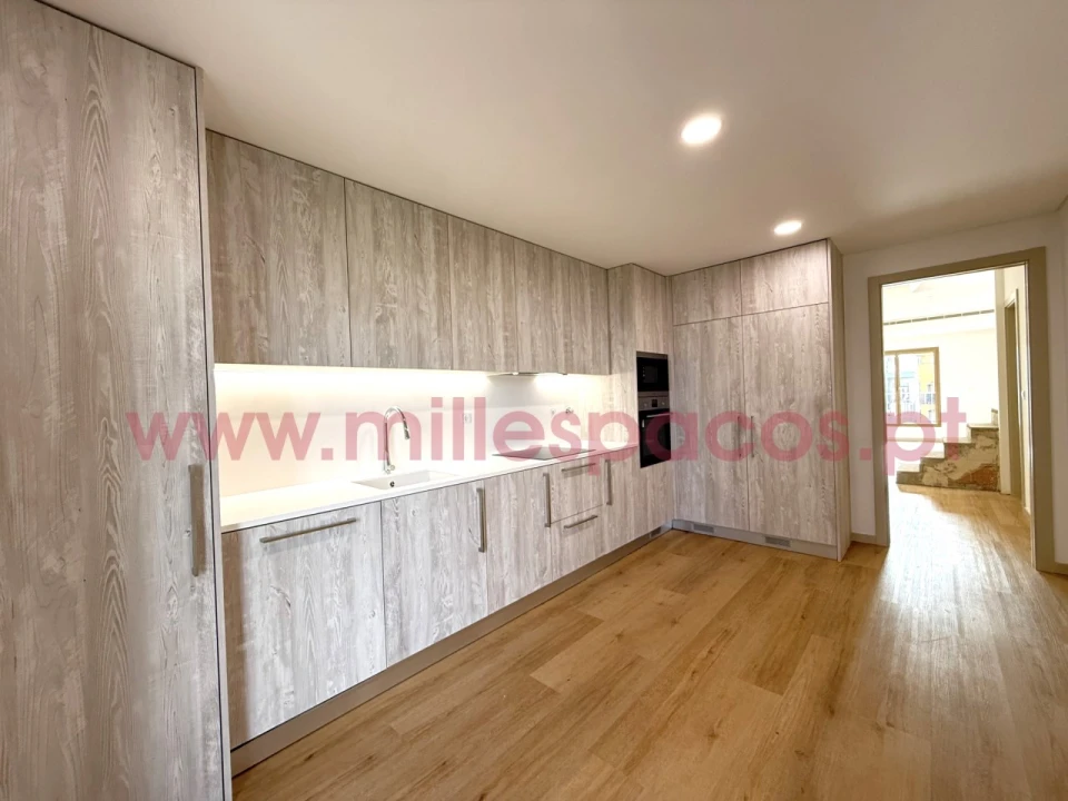 Apartamento T4 para Venda em Montijo e Afonsoeiro Foto 39